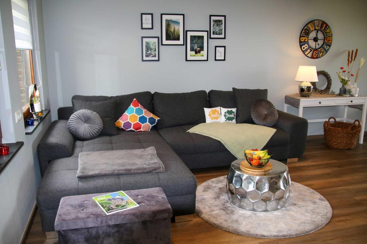 Ferienhaus Eifelnest Scheid  ภายนอก รูปภาพ