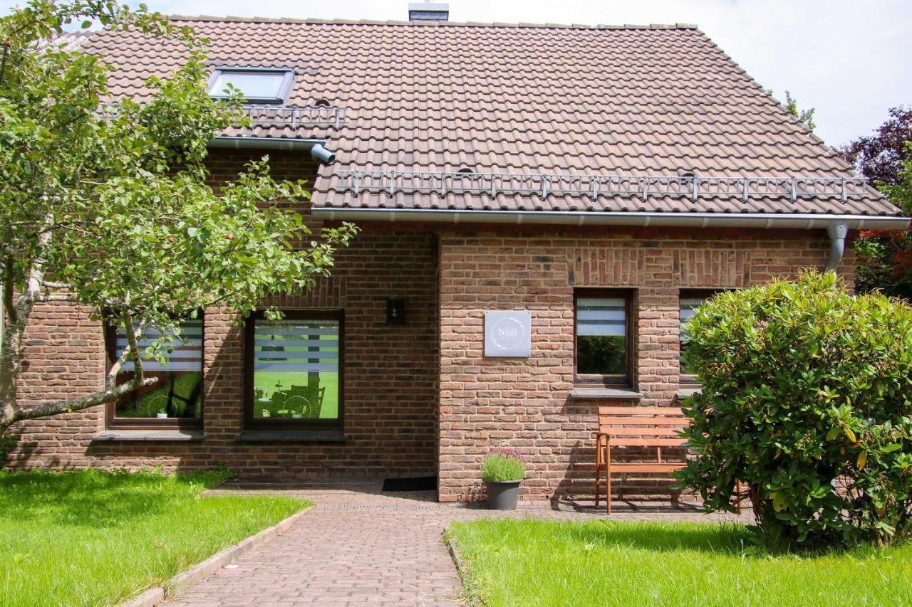 Ferienhaus Eifelnest Scheid  ภายนอก รูปภาพ